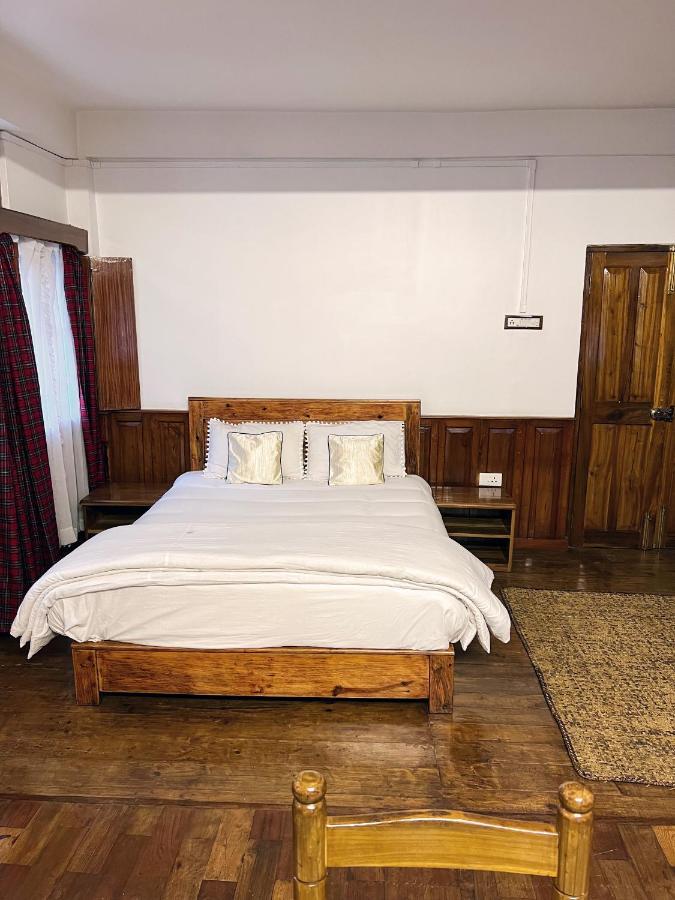 Ken & Twill Hotel Shillong Bagian luar foto